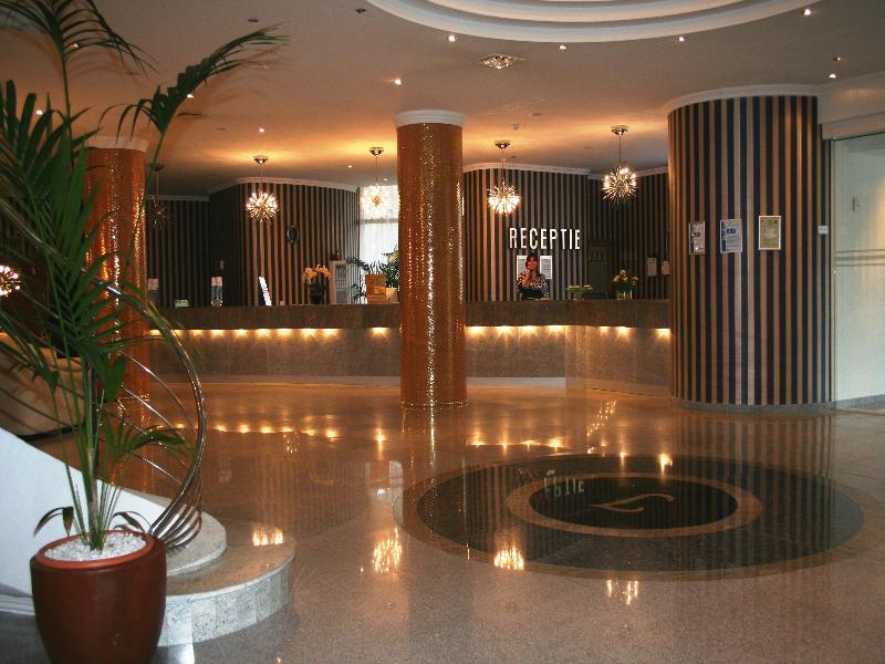 International Hotel Félixfürdő Kültér fotó