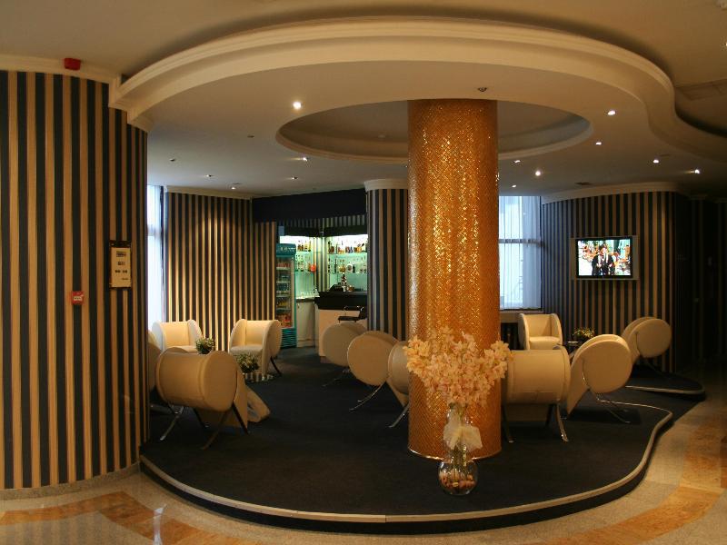 International Hotel Félixfürdő Kültér fotó